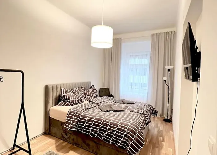 아파트 Living Eggenberg 9