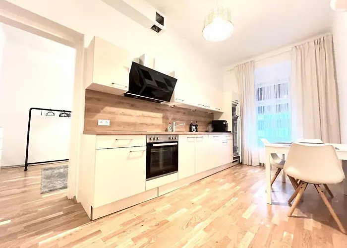 Living Eggenberg 9 아파트